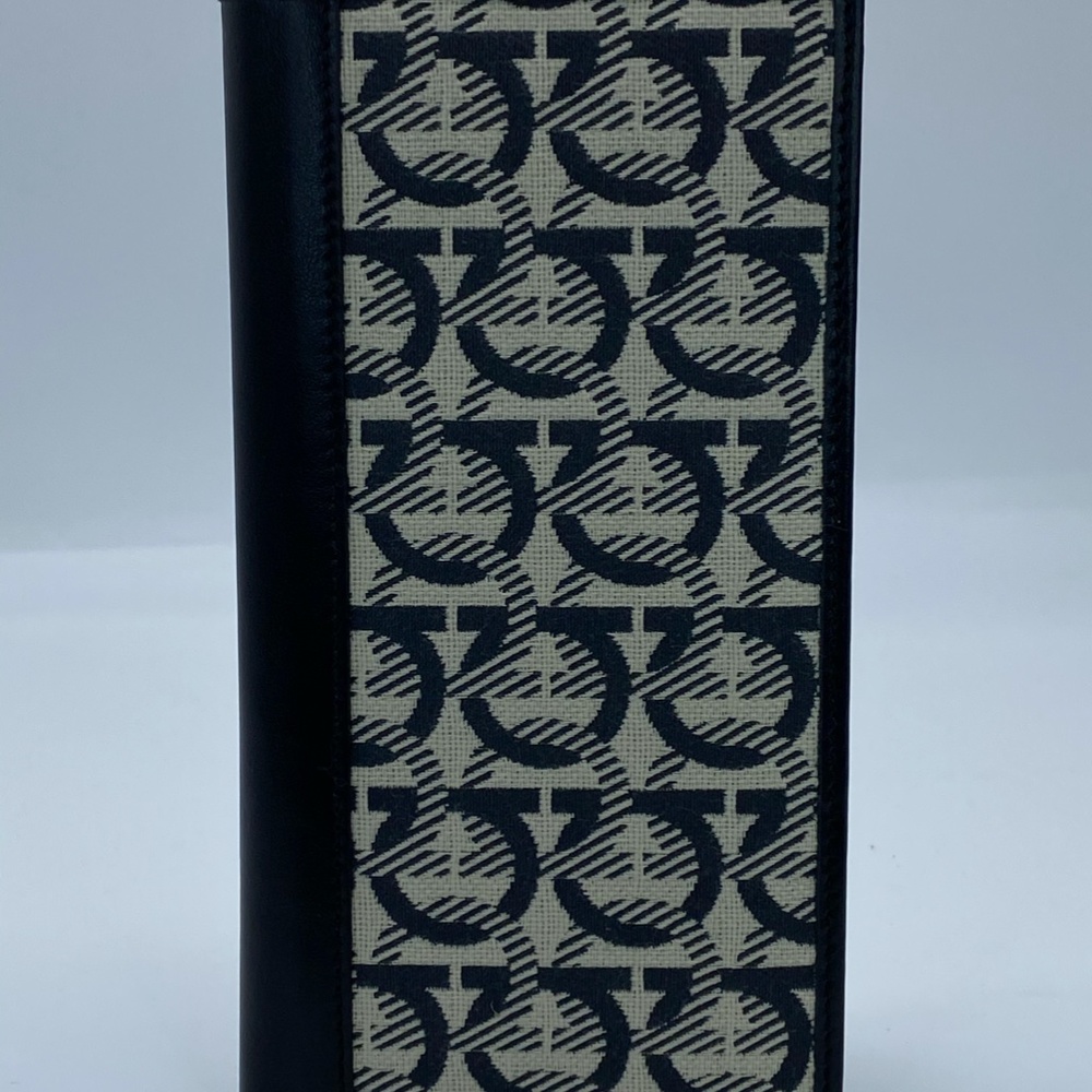 Salvatore Ferragamo Long Leather Bifold Wallet - Picture 6 of 6